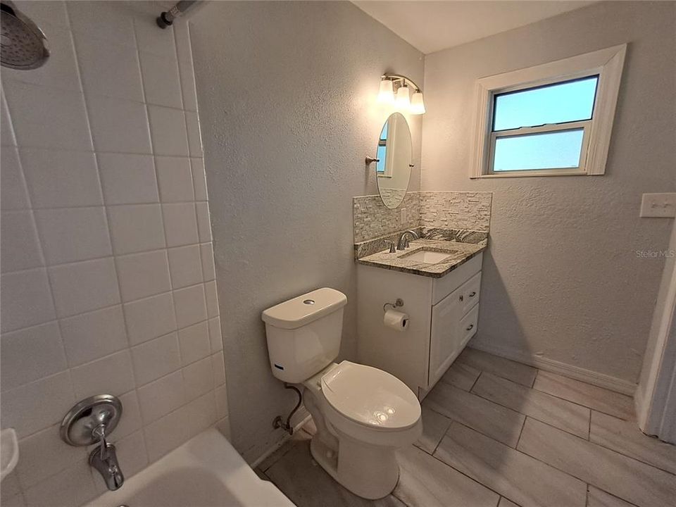 En Venta: $429,900 (5 camas, 5 baños, 3488 Pies cuadrados)