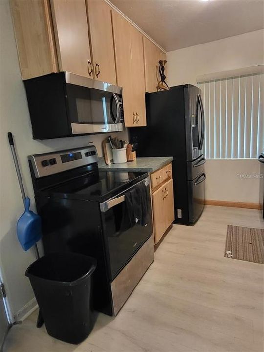 For Sale: $225,000 (3 beds, 1 baths, 1163 Square Feet)