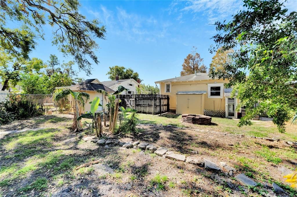 For Sale: $340,000 (3 beds, 2 baths, 1152 Square Feet)