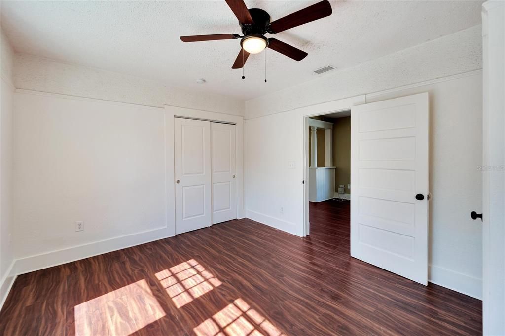 For Sale: $340,000 (3 beds, 2 baths, 1152 Square Feet)