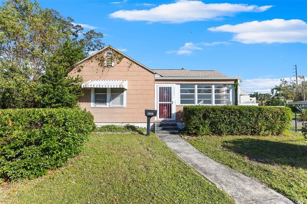 For Sale: $499,900 (3 beds, 2 baths, 1532 Square Feet)