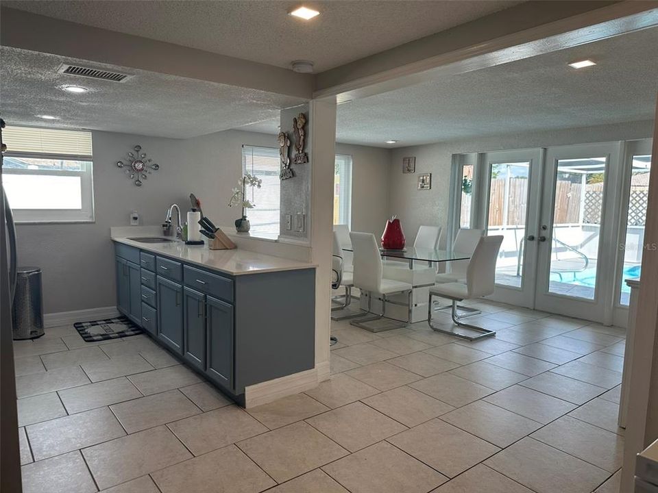 For Sale: $355,400 (4 beds, 2 baths, 1796 Square Feet)