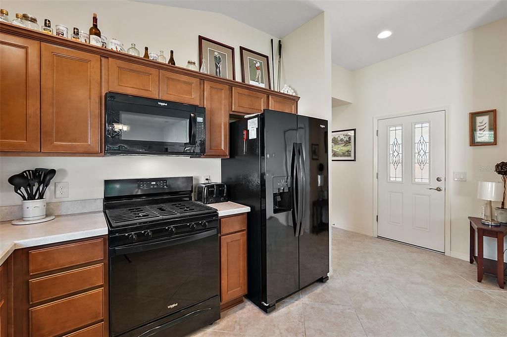 For Sale: $409,900 (3 beds, 2 baths, 1424 Square Feet)