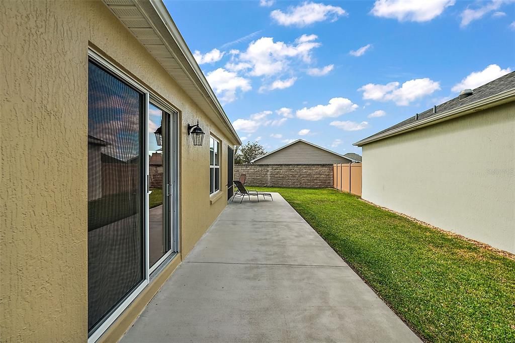 For Sale: $400,000 (3 beds, 2 baths, 1424 Square Feet)