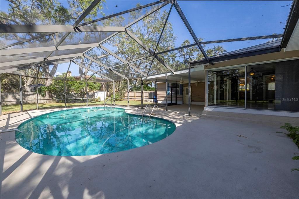 Gorgeous pool and screened enclosure.