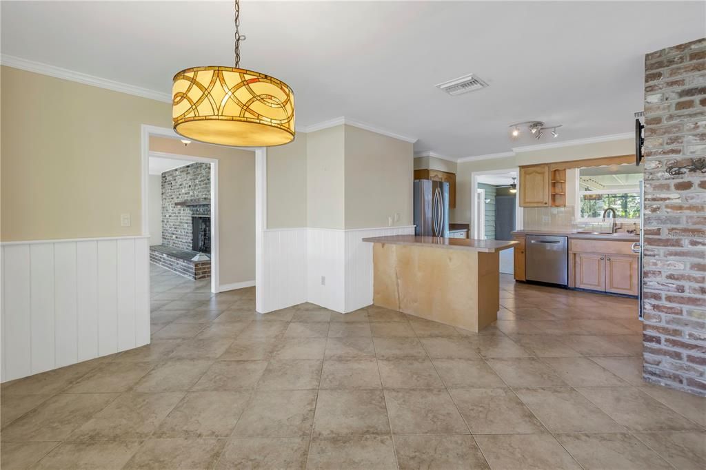 Dining room and breakfast bar.