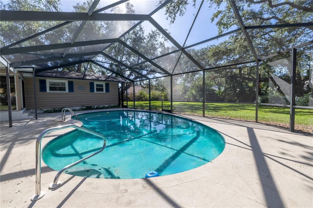 Gorgeous pool and screened enclosure.