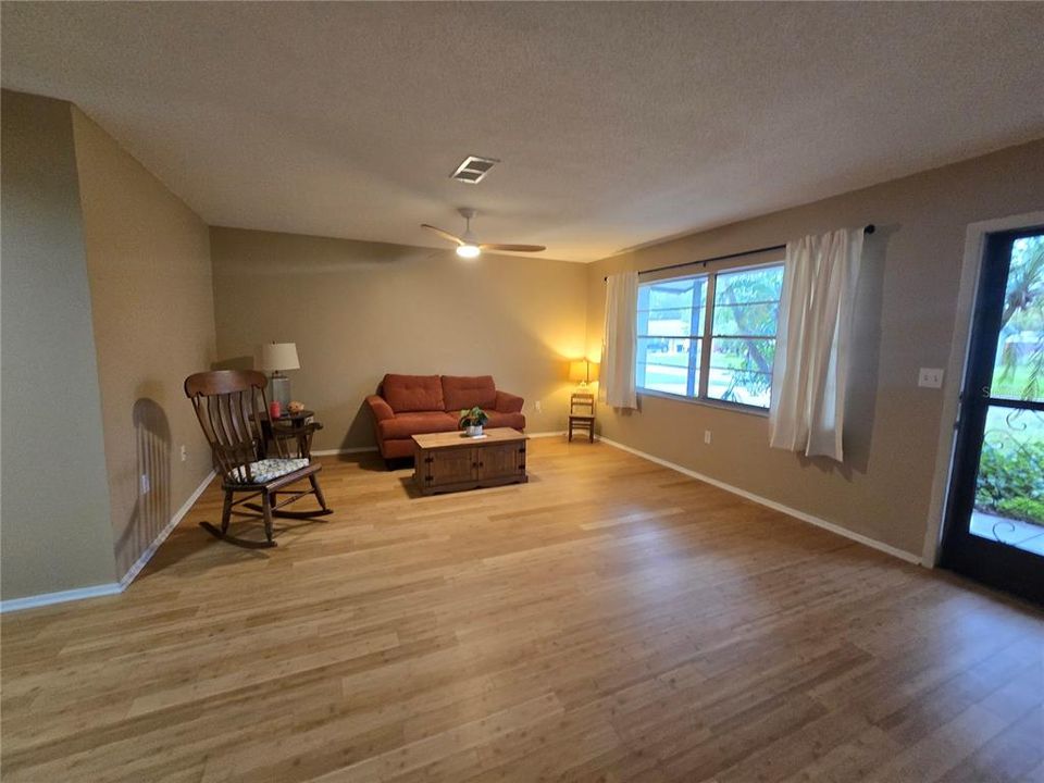 Nice open space--real bamboo floors throughout