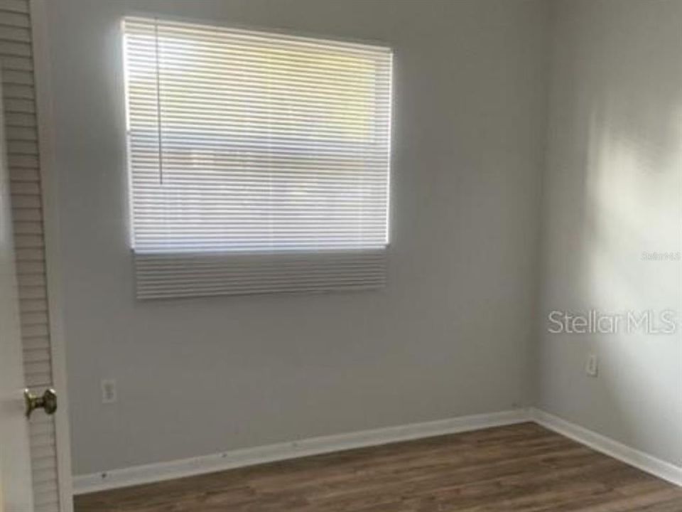 For Rent: $1,750 (2 beds, 1 baths, 1593 Square Feet)