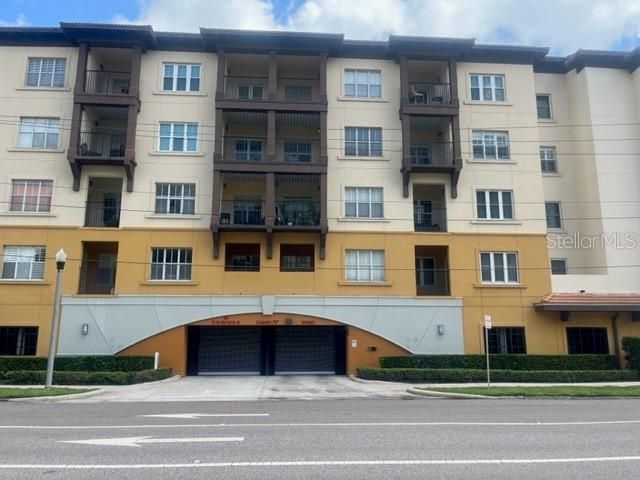 В аренду: $2,299 (1 спален, 1 ванн, 743 Квадратных фут)