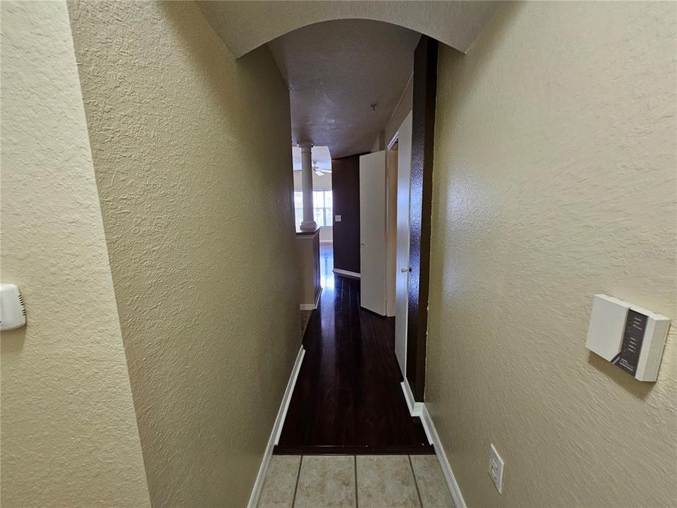 For Rent: $2,299 (1 beds, 1 baths, 743 Square Feet)