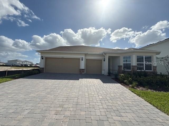 Recently Sold: $1,571,055 (6 beds, 4 baths, 4214 Square Feet)