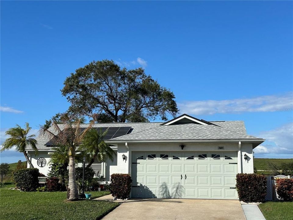 Active With Contract: $425,000 (3 beds, 2 baths, 1606 Square Feet)