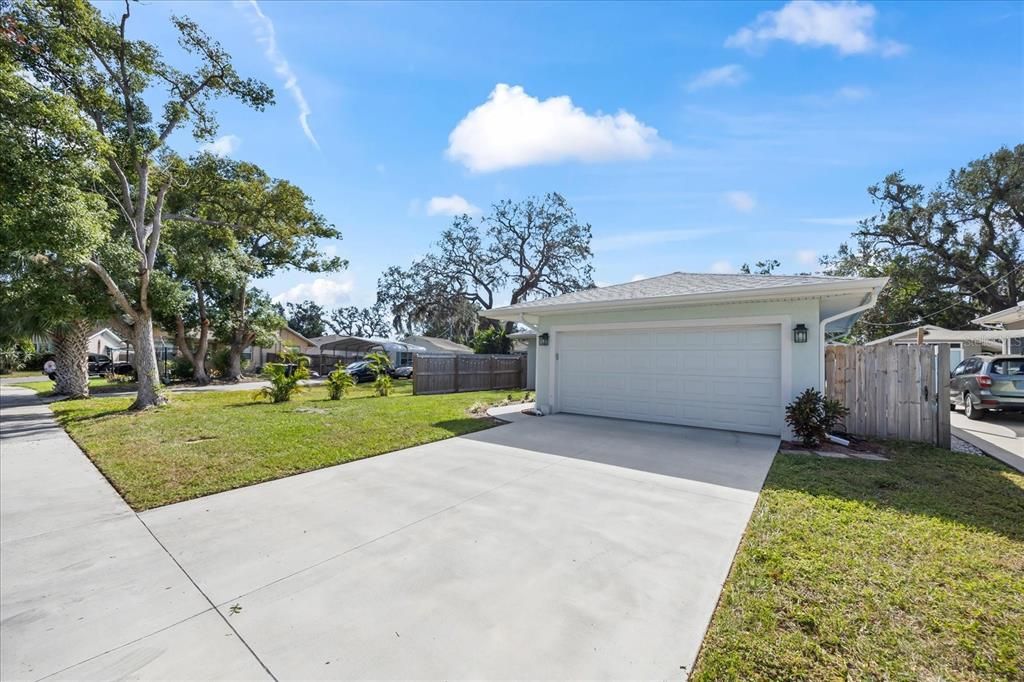 For Sale: $675,000 (3 beds, 2 baths, 1312 Square Feet)