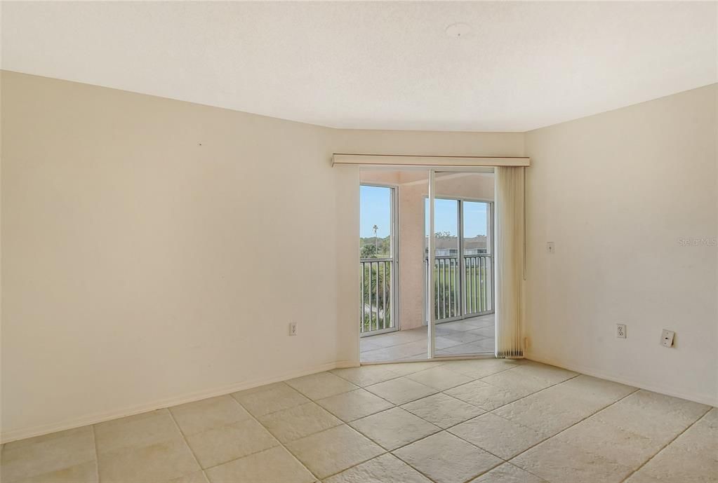 For Sale: $314,500 (2 beds, 2 baths, 1230 Square Feet)