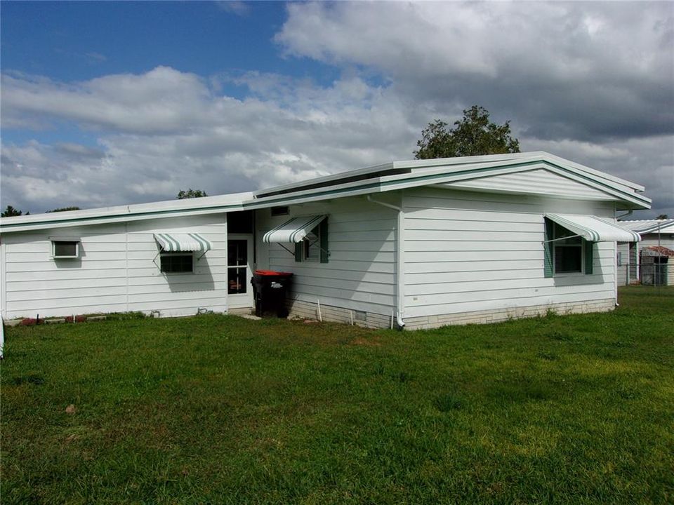 For Sale: $164,900 (2 beds, 2 baths, 1380 Square Feet)