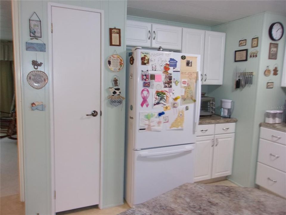 For Sale: $164,900 (2 beds, 2 baths, 1380 Square Feet)