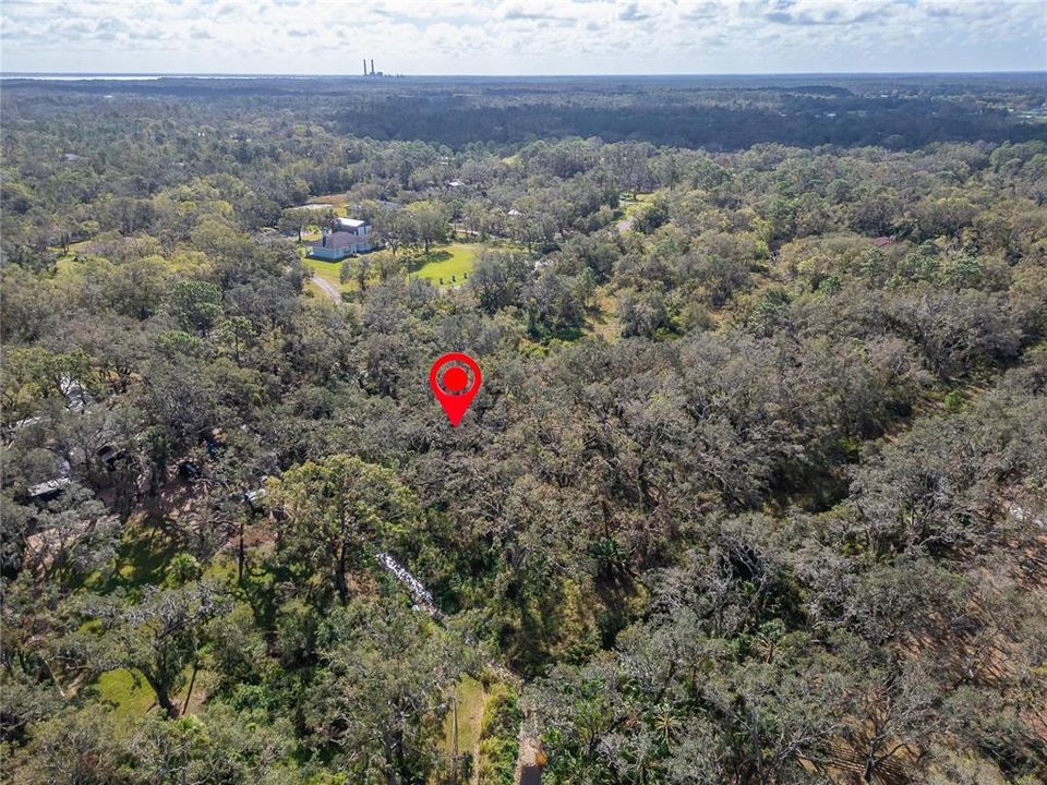 На продажу: $198,000 (1.70 acres)