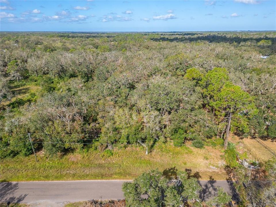 На продажу: $198,000 (1.70 acres)