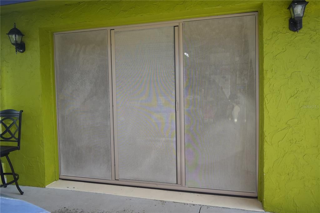 garage door screen