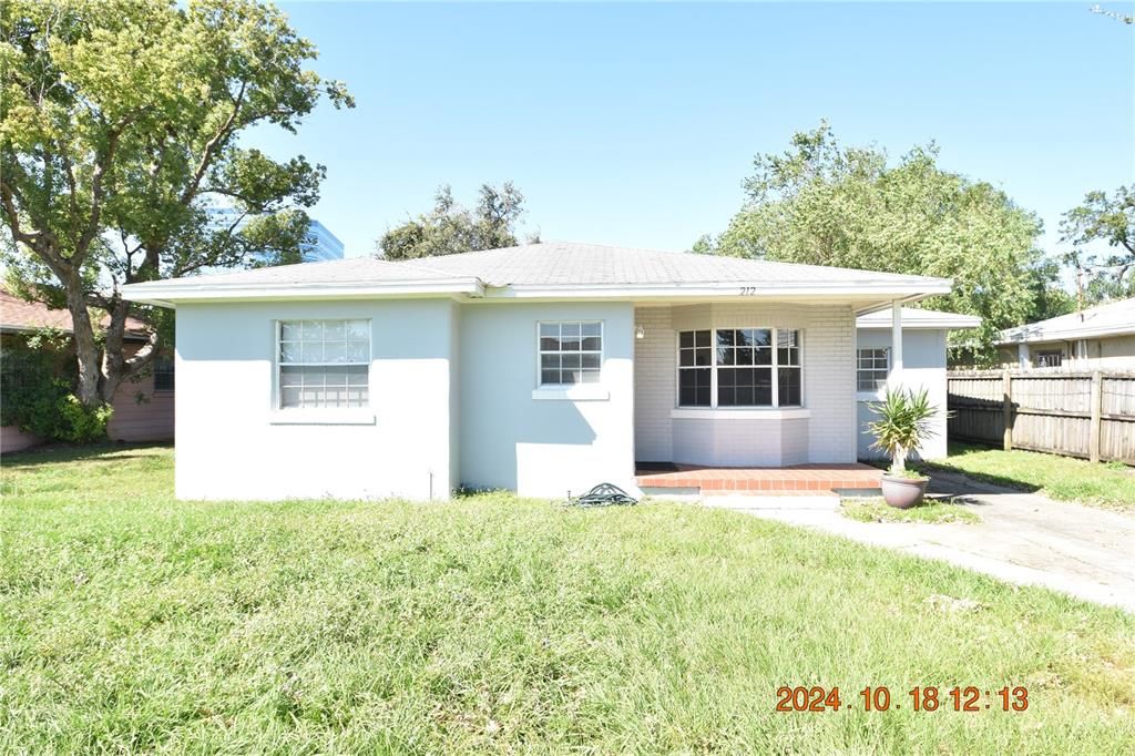 For Rent: $2,495 (4 beds, 2 baths, 1654 Square Feet)