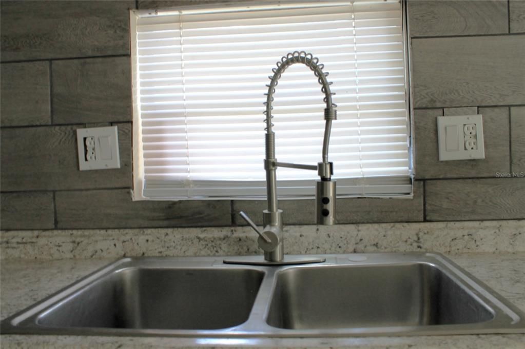 New sink and faucet