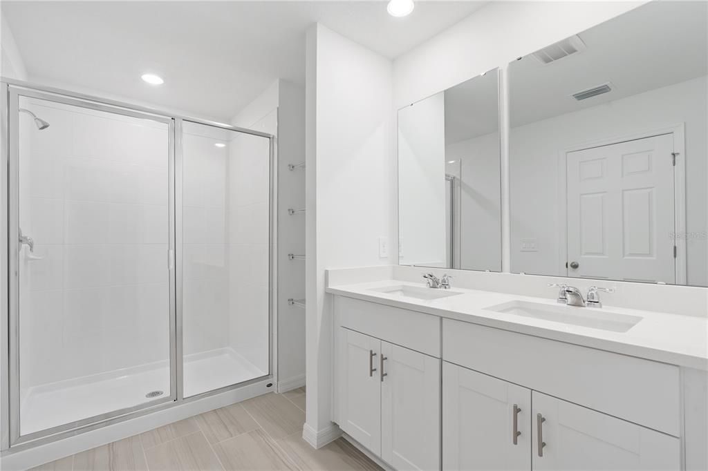 Active With Contract: $2,250 (3 beds, 2 baths, 1566 Square Feet)