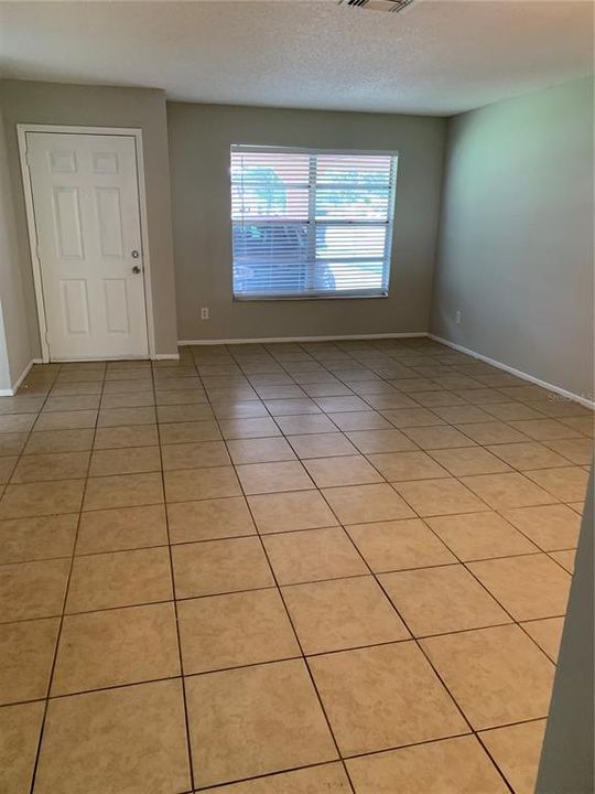 For Rent: $1,690 (2 beds, 2 baths, 953 Square Feet)