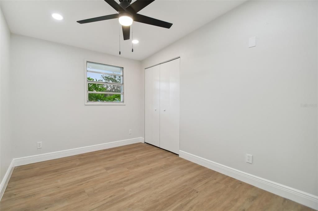 For Sale: $329,900 (3 beds, 2 baths, 1176 Square Feet)