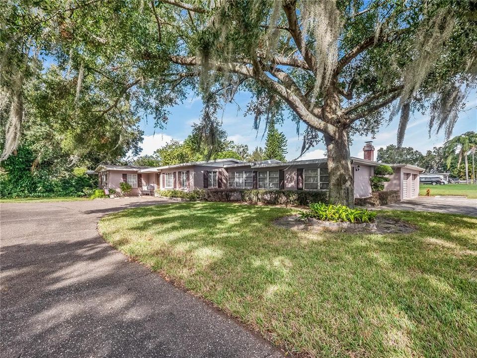 For Sale: $475,000 (3 beds, 2 baths, 2214 Square Feet)