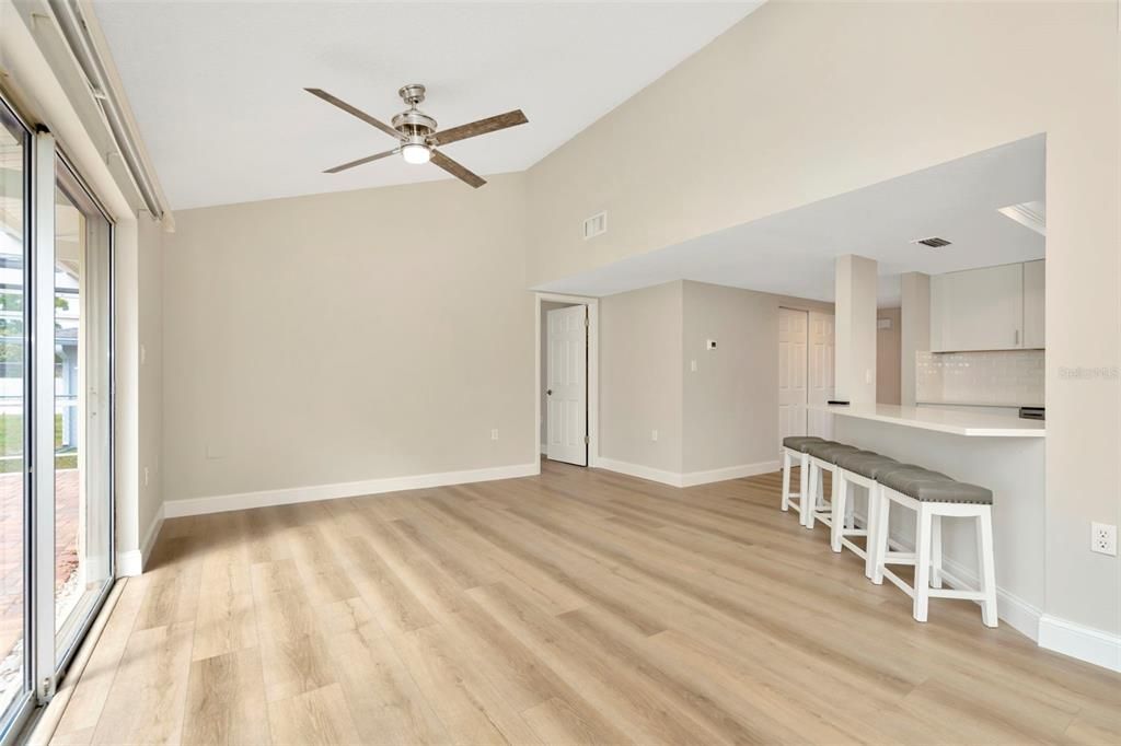 For Sale: $374,900 (3 beds, 2 baths, 1475 Square Feet)