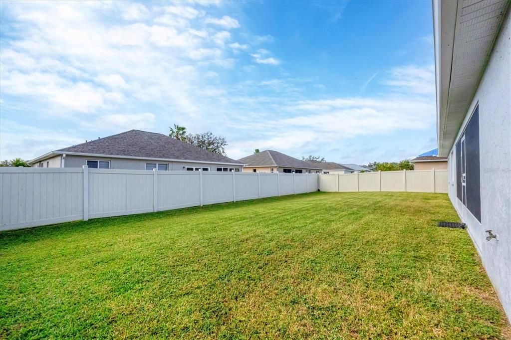 For Sale: $475,000 (3 beds, 2 baths, 1798 Square Feet)