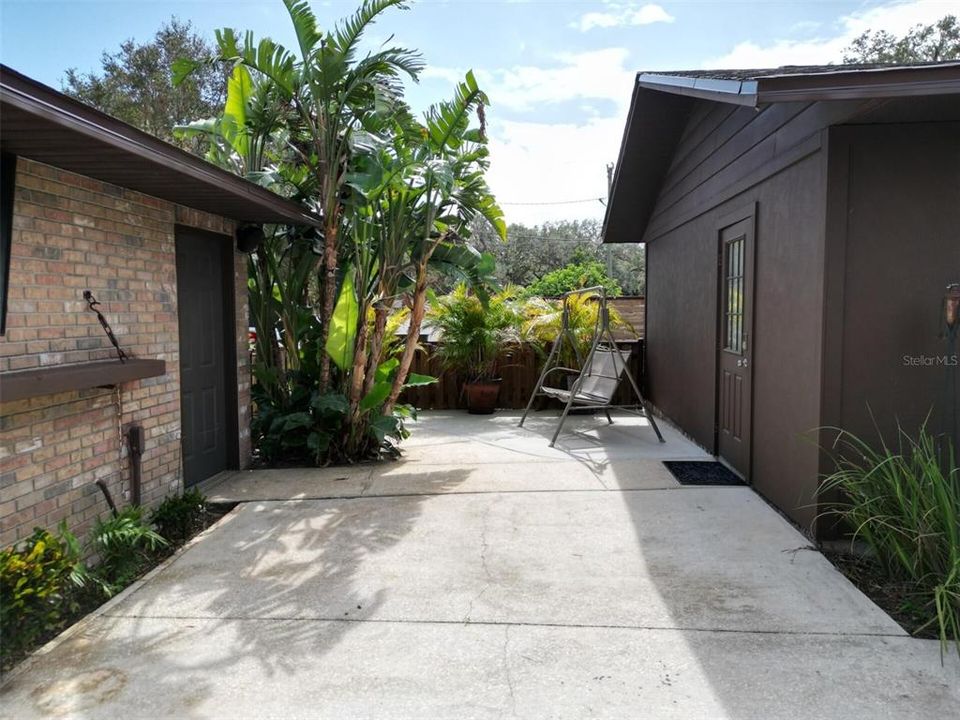 For Sale: $375,000 (4 beds, 2 baths, 2323 Square Feet)