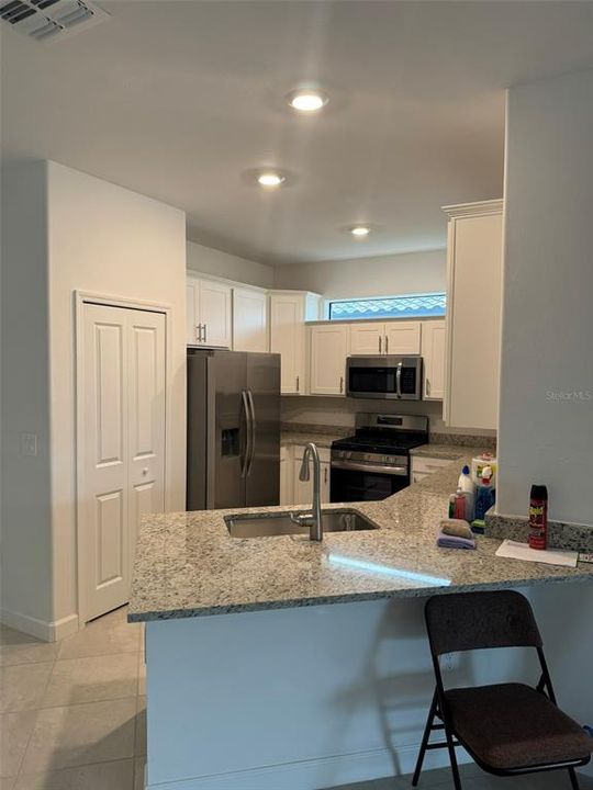 For Sale: $424,900 (2 beds, 2 baths, 1564 Square Feet)