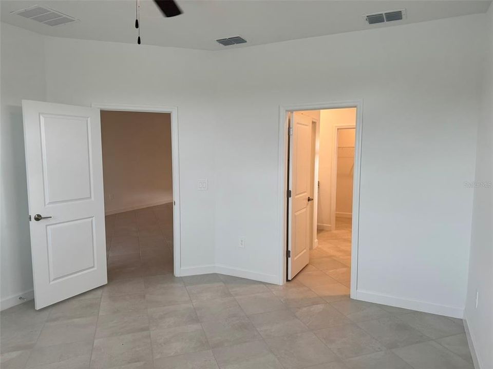 For Sale: $424,900 (2 beds, 2 baths, 1564 Square Feet)