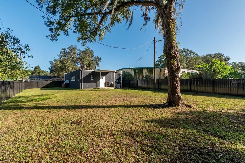 Active With Contract: $250,000 (0 beds, 0 baths, 1632 Square Feet)