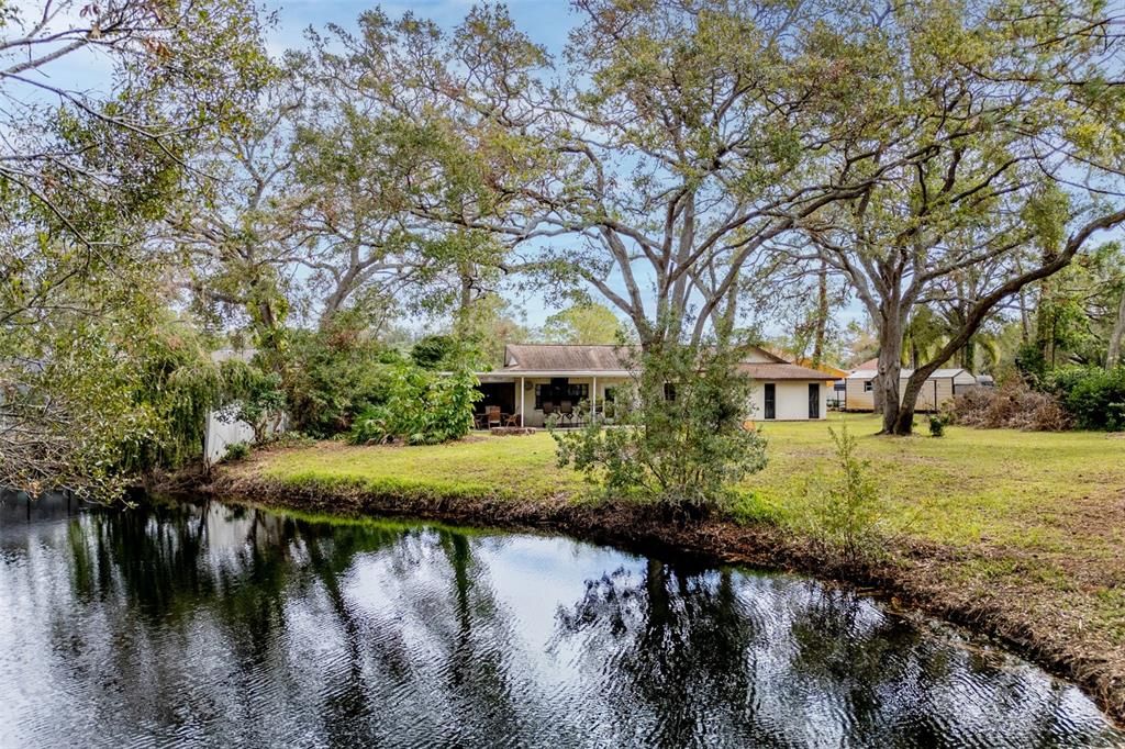 Active With Contract: $799,000 (4 beds, 3 baths, 2482 Square Feet)