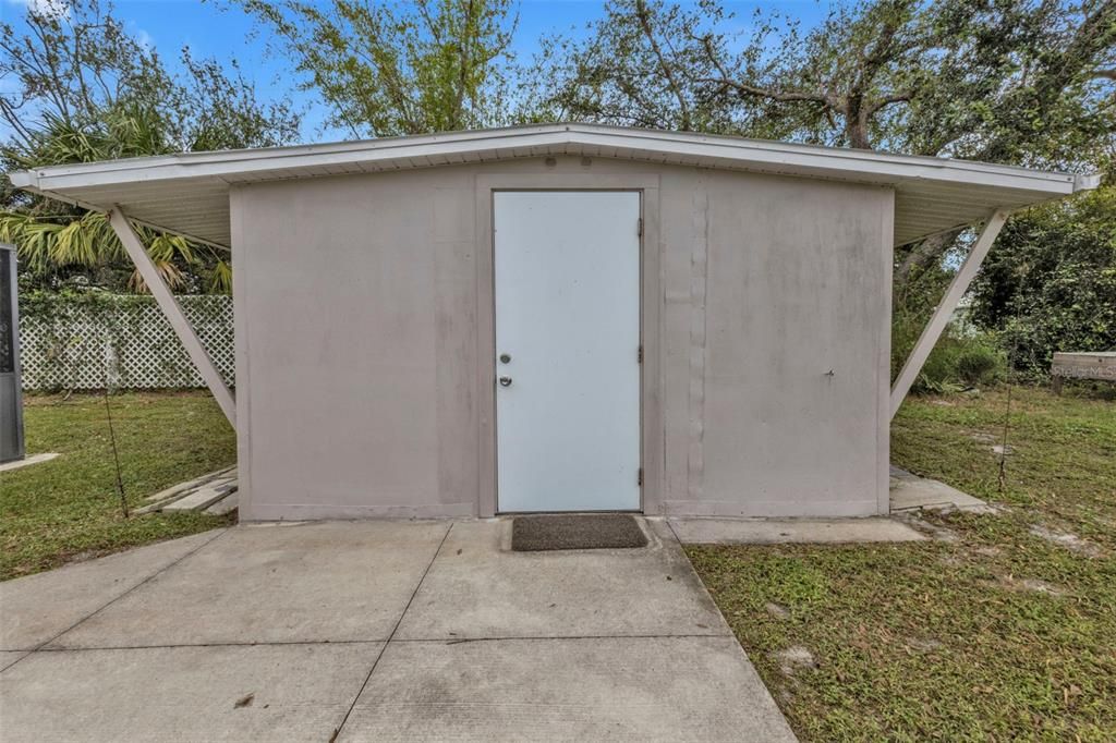 gardening shed