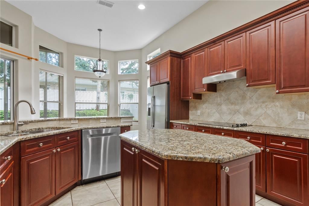 Gourmet Kitchen with Island & Breakfast Bar