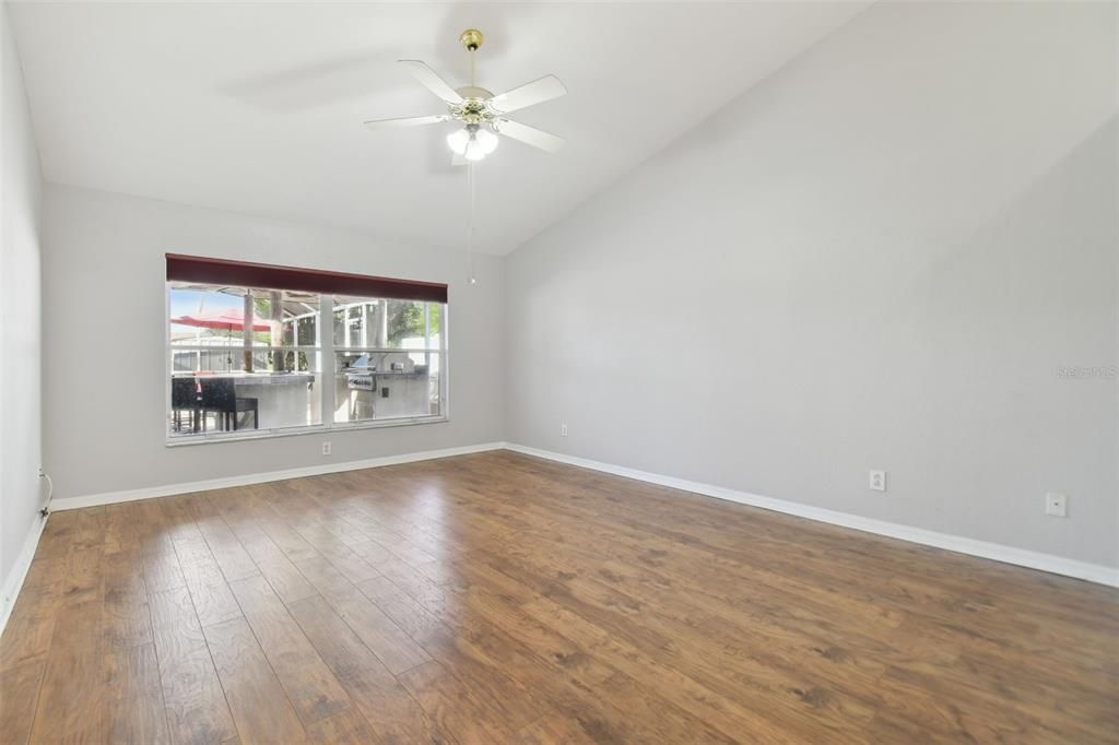 For Sale: $480,000 (3 beds, 2 baths, 2150 Square Feet)