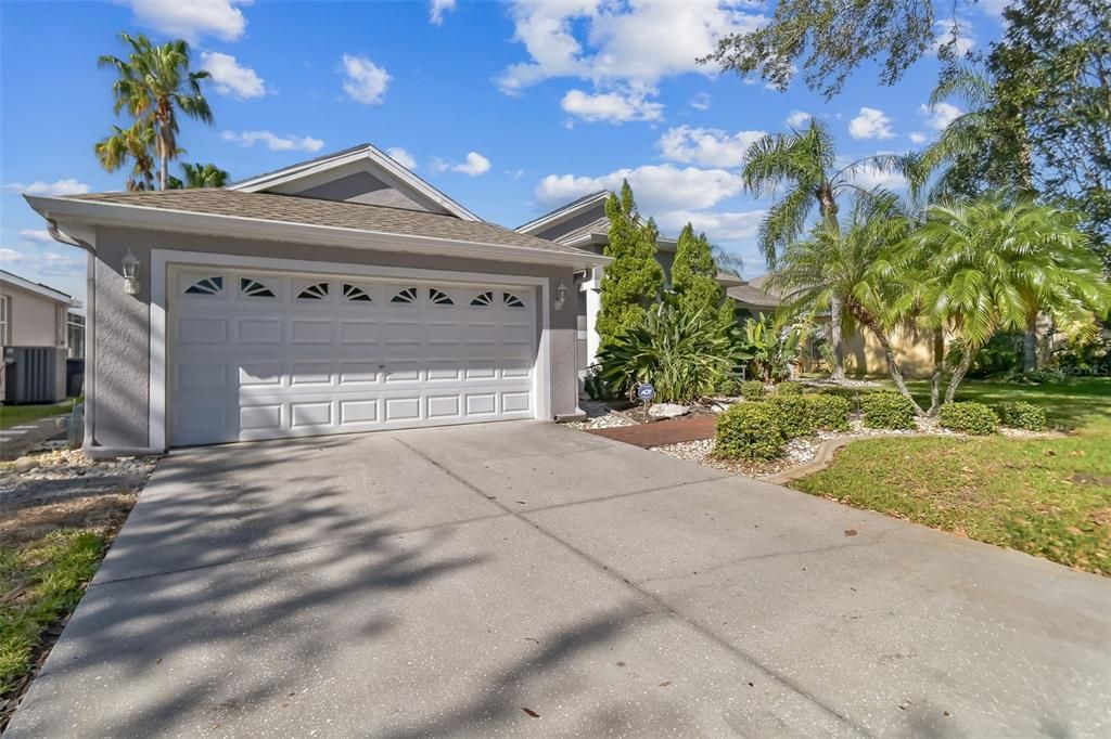 For Sale: $480,000 (3 beds, 2 baths, 2150 Square Feet)