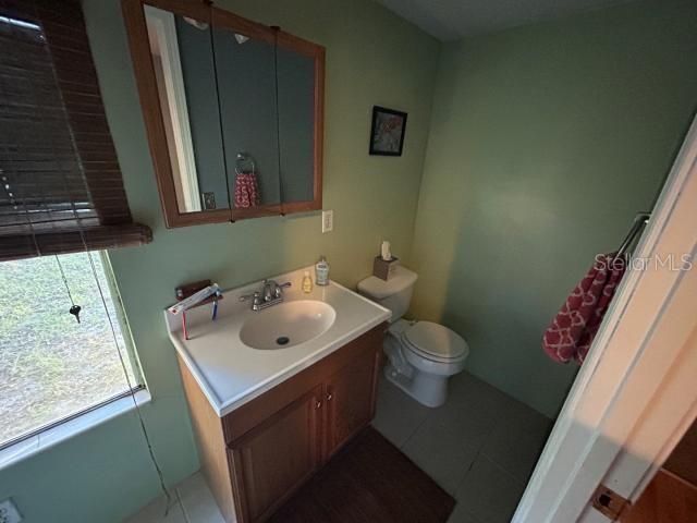 For Sale: $99,900 (2 beds, 2 baths, 924 Square Feet)