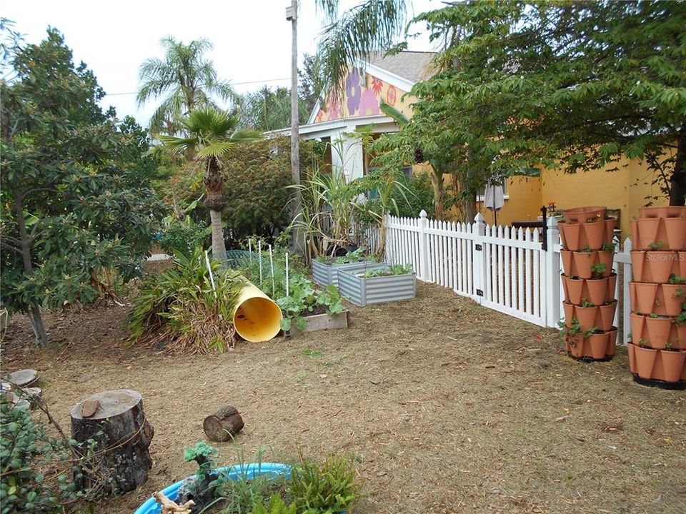 For Sale: $675,000 (0 beds, 0 baths, 3718 Square Feet)