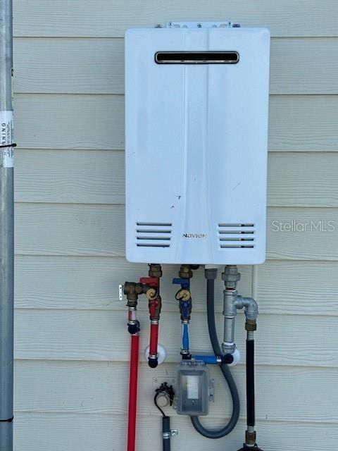 on demand propane hot water heater