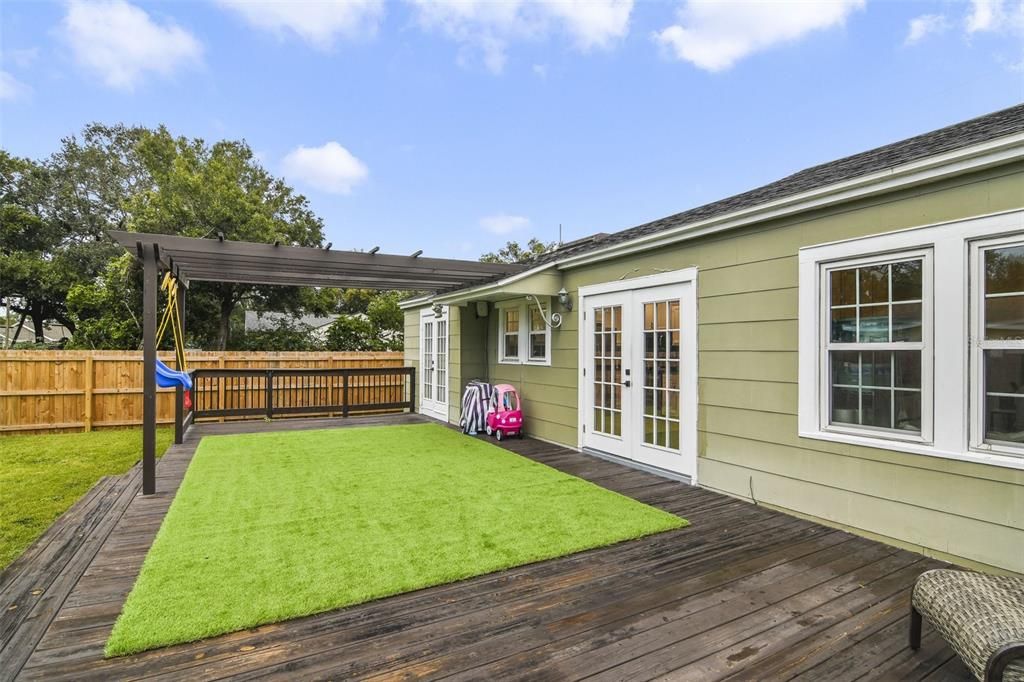 Updated Back Deck with larger yard