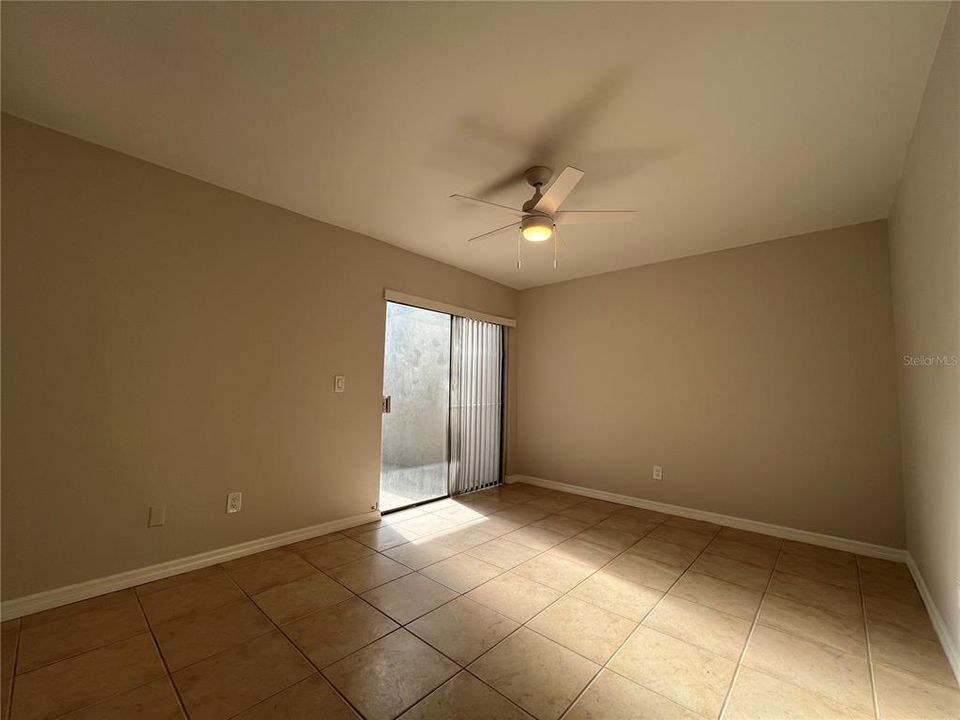 For Rent: $2,000 (3 beds, 2 baths, 1125 Square Feet)