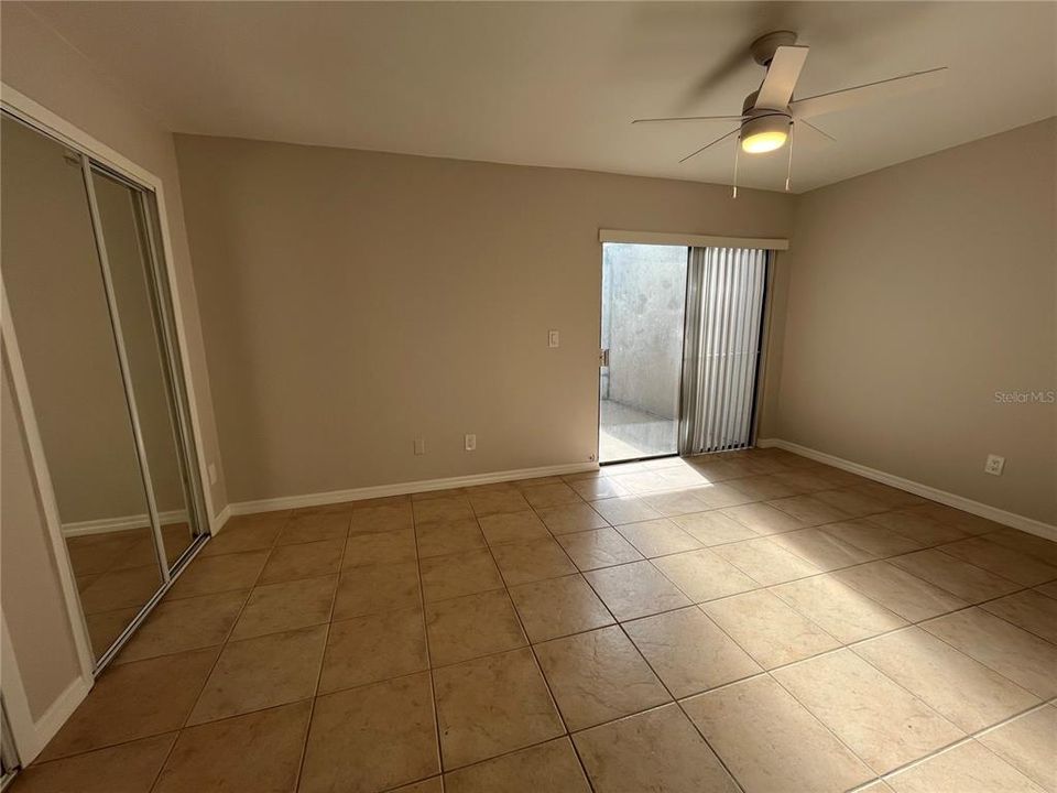 For Rent: $2,000 (3 beds, 2 baths, 1125 Square Feet)