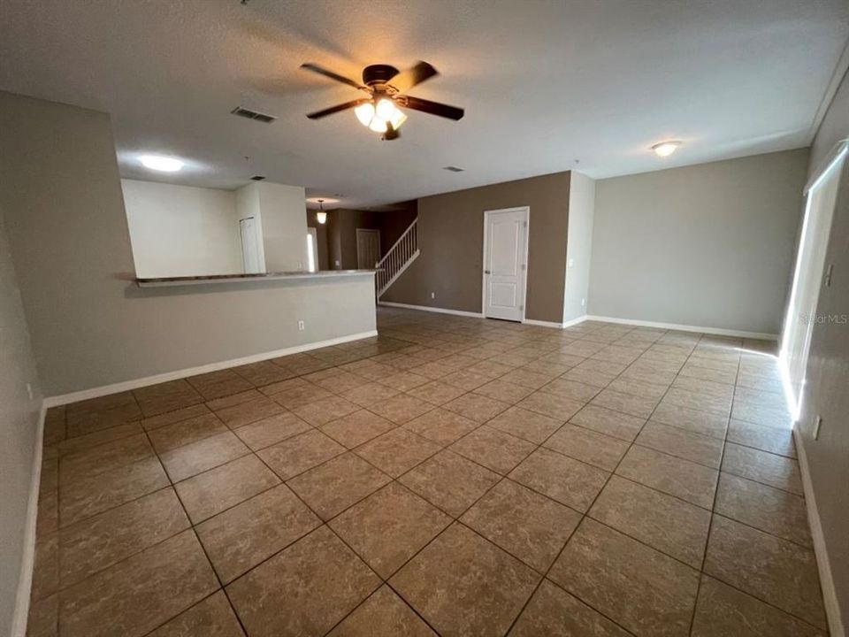 For Rent: $2,267 (3 beds, 2 baths, 1736 Square Feet)