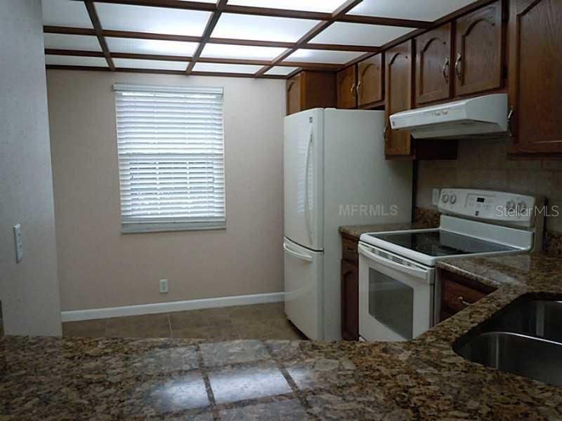 For Rent: $1,950 (2 beds, 2 baths, 1175 Square Feet)