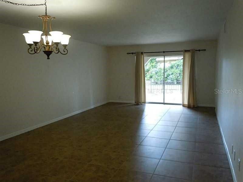 For Rent: $1,950 (2 beds, 2 baths, 1175 Square Feet)